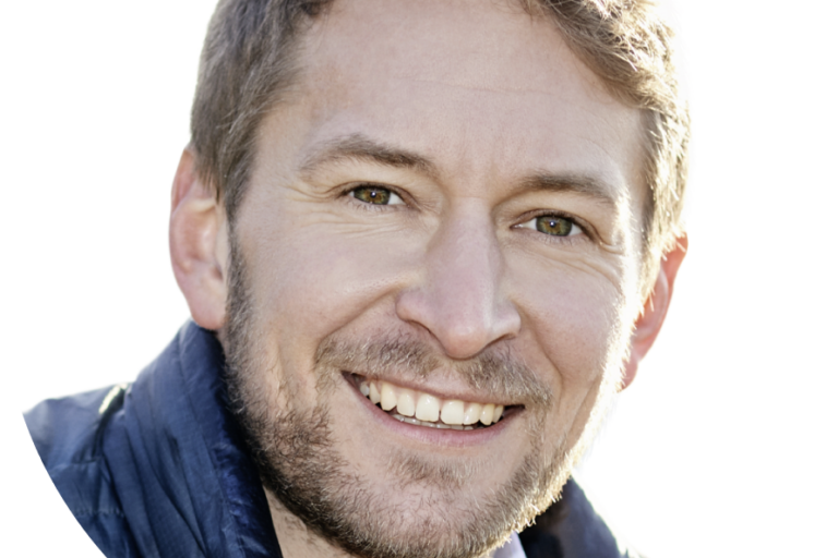 Dr. Matthias Ballweg